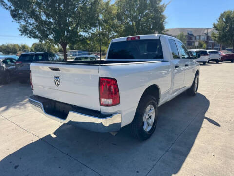 2023 RAM 1500 Classic SLT