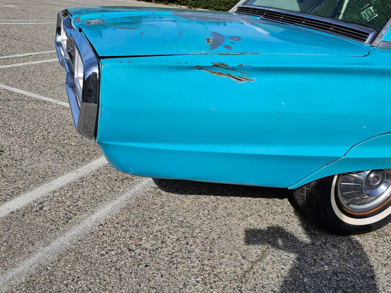 1964 Ford Thunderbird