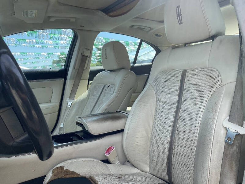 2009 Lincoln MKS