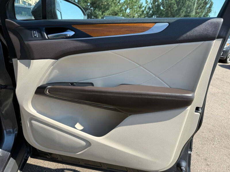 2017 Lincoln MKC Select