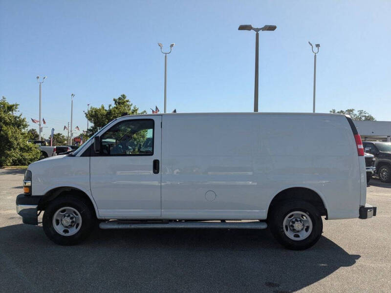 2024 Chevrolet Express 2500