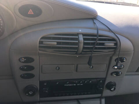 2001 Porsche 911 Carrera