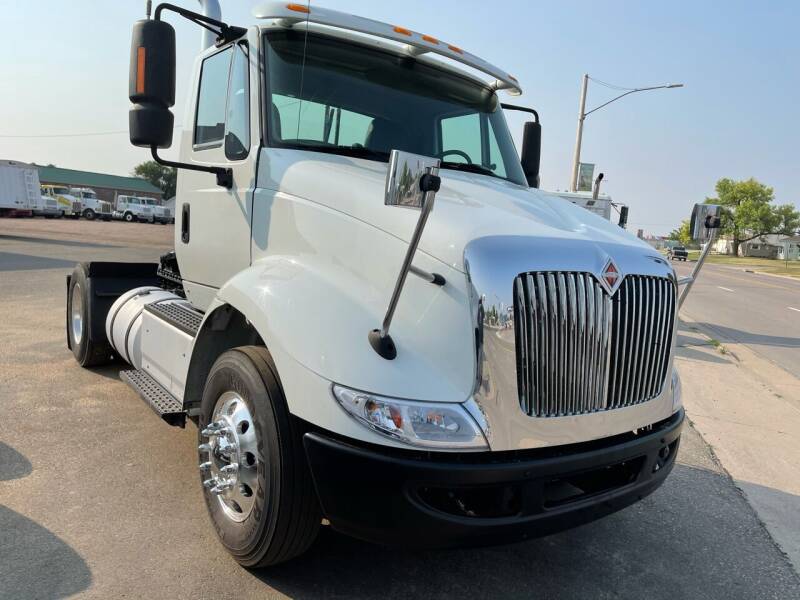 2016 IHC 8600 Single Axle for sale at Money Trucks Inc in Hill City KS