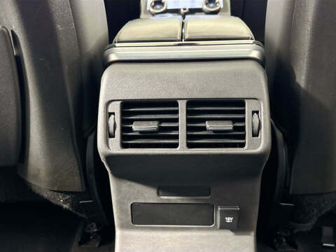 2019 Land Rover Range Rover Velar P250 R-Dynamic SE