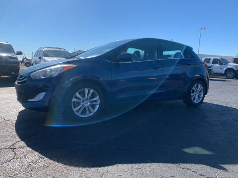 2015 Hyundai Elantra GT for sale at AJOULY AUTO SALES in Moore OK