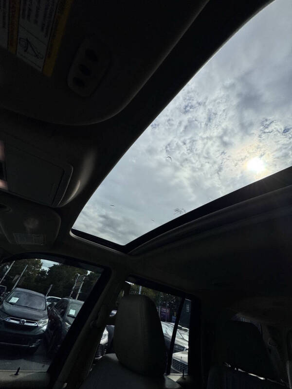 2016 Lincoln Navigator Select