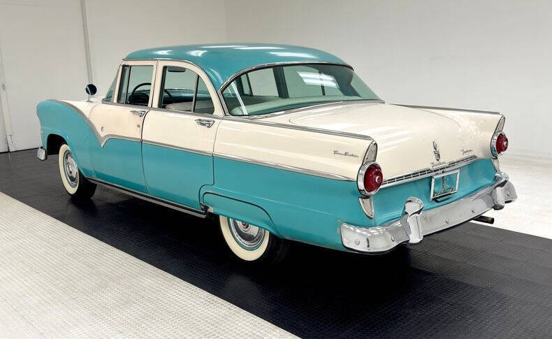 1955 Ford Fairlane