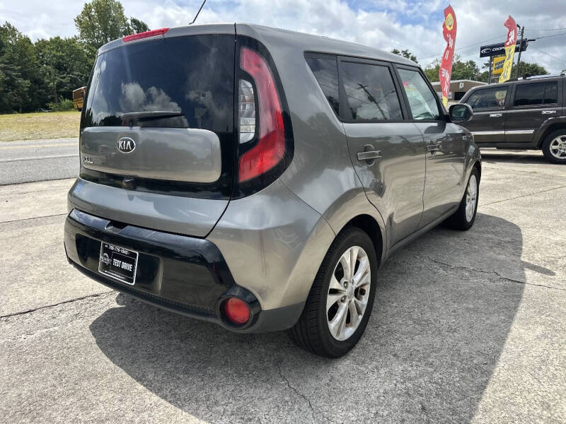 2016 Kia Soul +