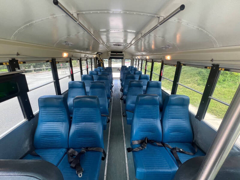 2018 International 24 passenger Shuttle Bus