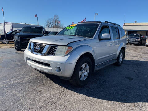 2007 Nissan Pathfinder for sale at AJOULY AUTO SALES in Moore OK
