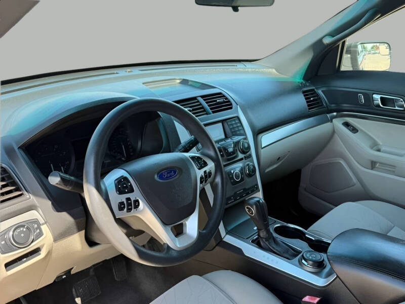 2014 Ford Explorer
