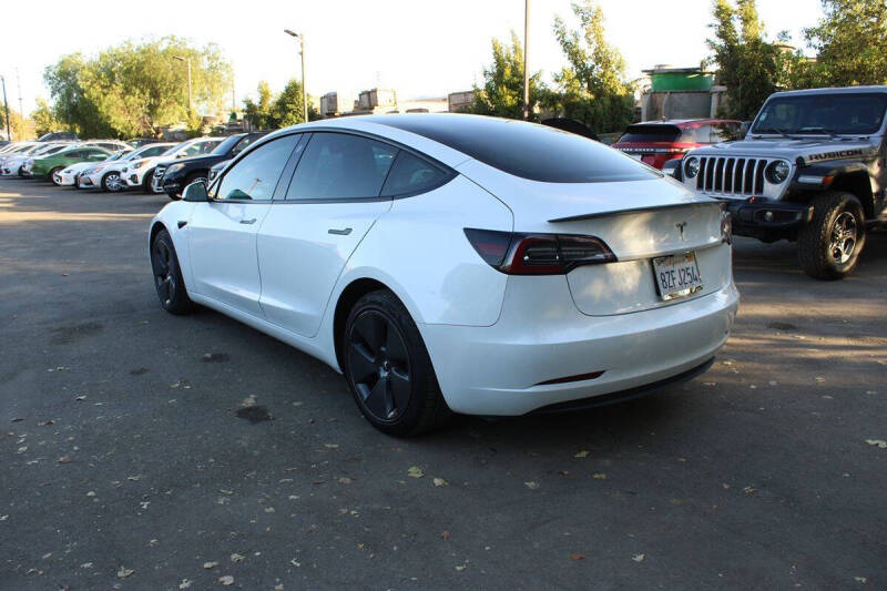 2021 Tesla Model 3 Standard Range Plus