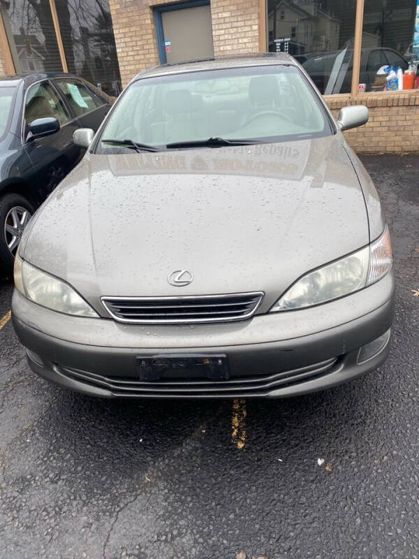 2000 Lexus ES 300 for sale at Route 10 Motors LLC in Plainville CT