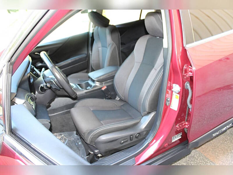 2023 Subaru Outback Premium