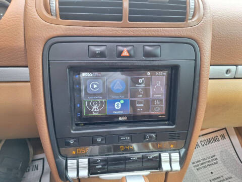 2004 Porsche Cayenne S