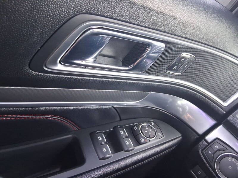 2018 Ford Explorer Sport