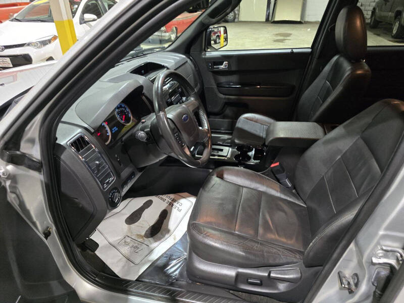 2009 Ford Escape XLT