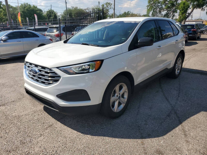 2020 Ford Edge SE