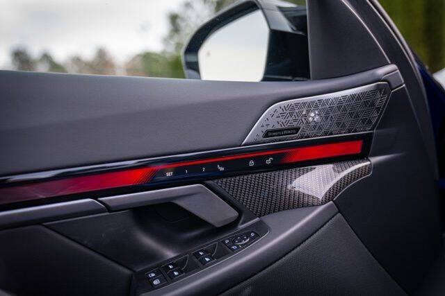 2025 BMW M5