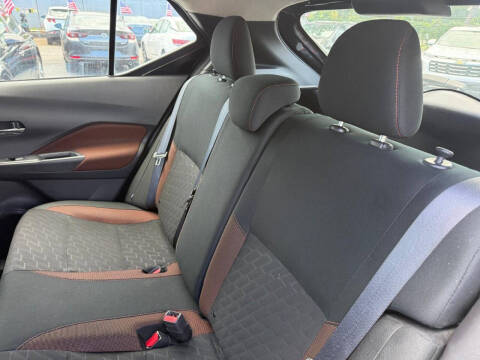 2024 Nissan Kicks SR