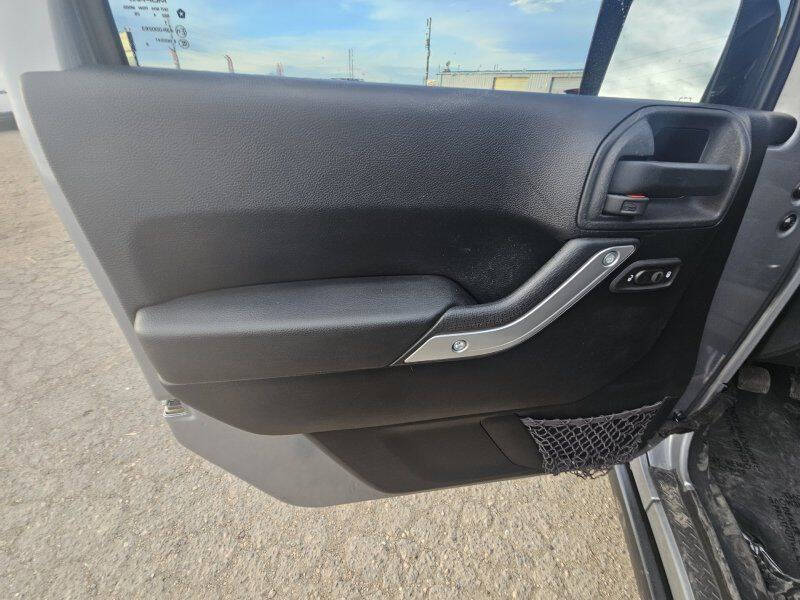 2013 Jeep Wrangler Sahara