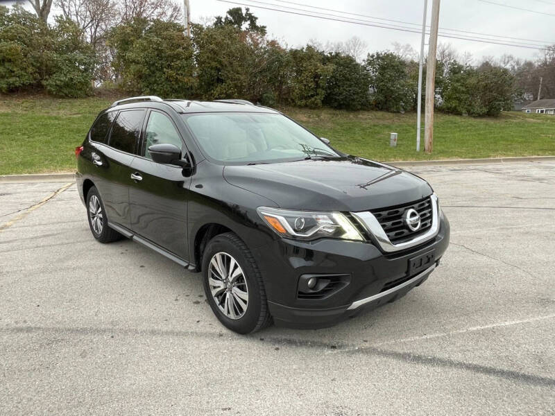 2017 Nissan Pathfinder SV