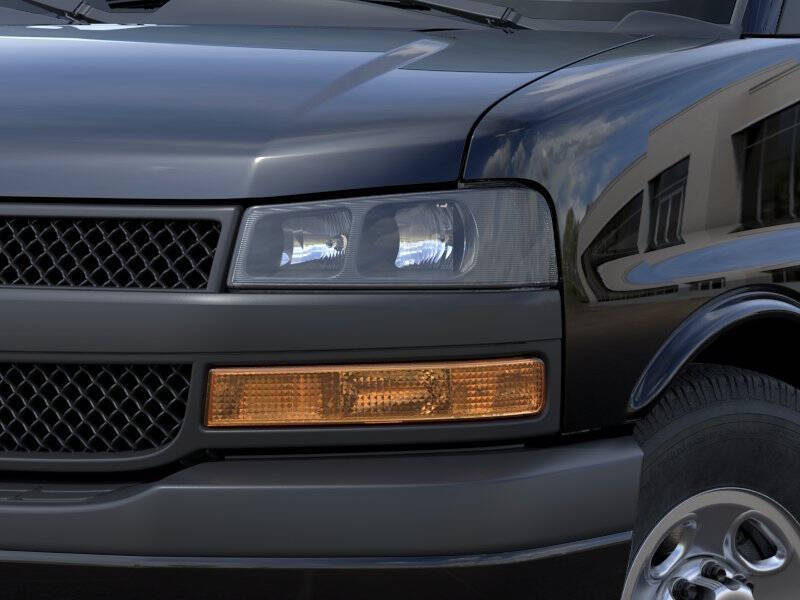 2026 Chevrolet Express 2500