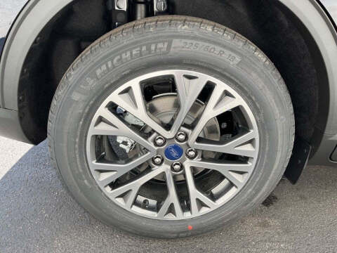 2021 Ford Escape SEL