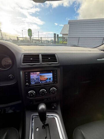 2013 Dodge Challenger R/T Plus