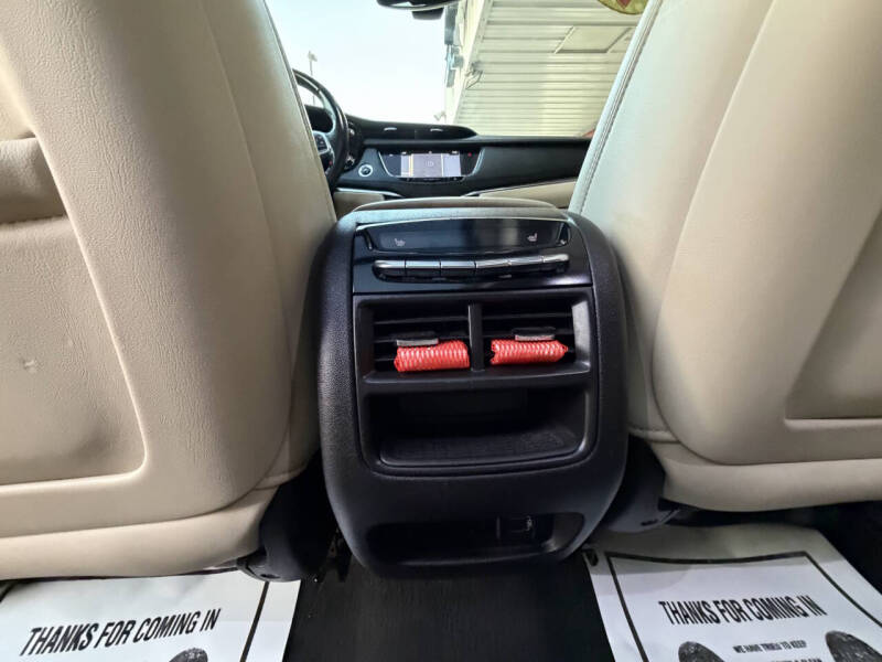 2019 Cadillac XT5 Premium Luxury