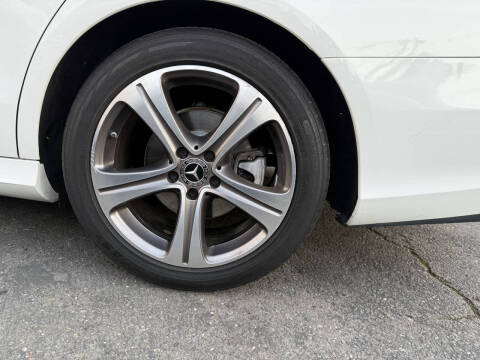 2019 Mercedes-Benz E-Class E 300