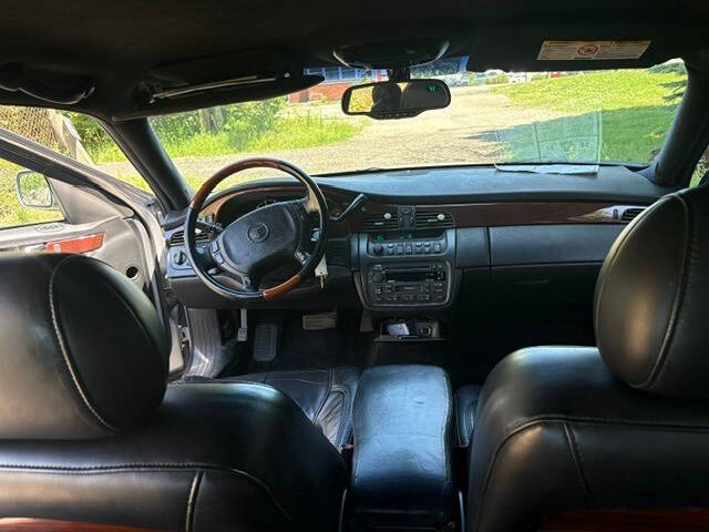 2002 Cadillac DeVille DHS