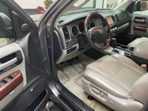 2011 Toyota Sequoia Platinum