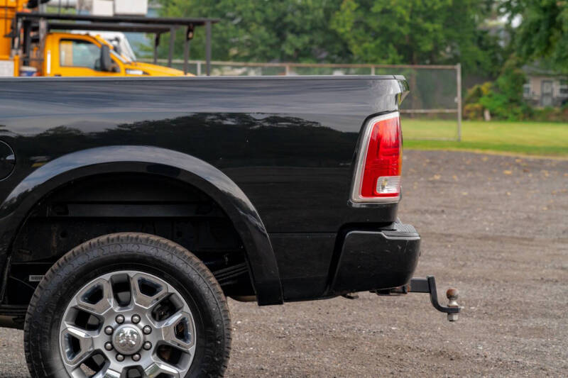 2018 RAM 3500 Laramie Limited