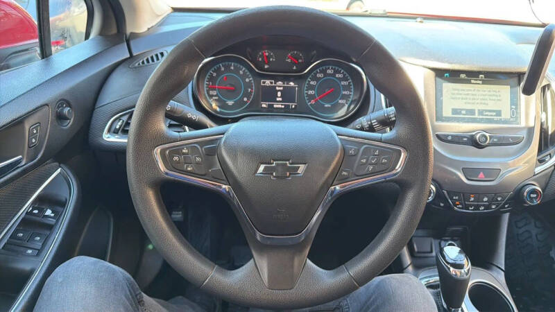 2017 Chevrolet Cruze LT Auto