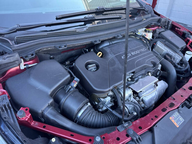 2017 Chevrolet Cruze LT Auto