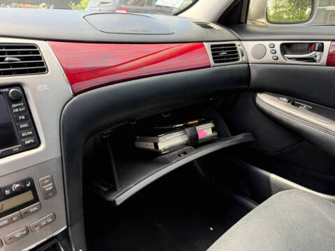 2005 Lexus ES 330