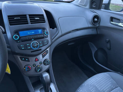 2012 Chevrolet Sonic LS