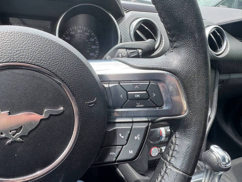 2022 Ford Mustang