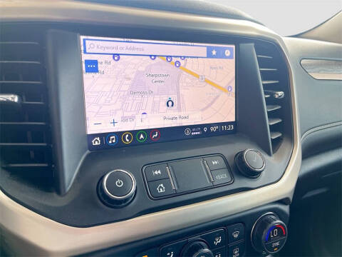 2022 GMC Acadia Denali