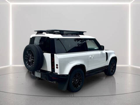 2025 Land Rover Defender 90 P400 X-Dynamic SE