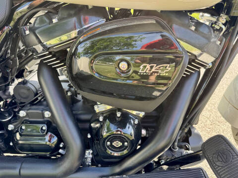 2023 Harley-Davidson FLRT