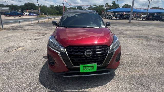 2023 Nissan Kicks SR