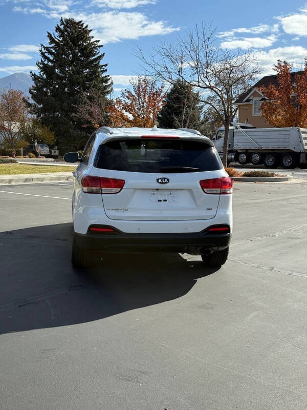 2018 Kia Sorento LX