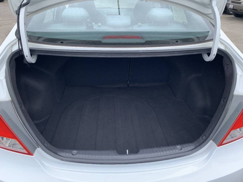 2017 Hyundai Accent Value Edition