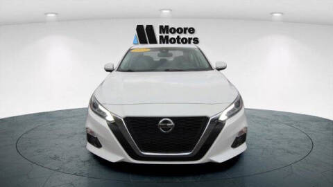 2022 Nissan Altima 2.5 Platinum