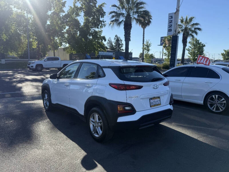 2021 Hyundai Kona SE