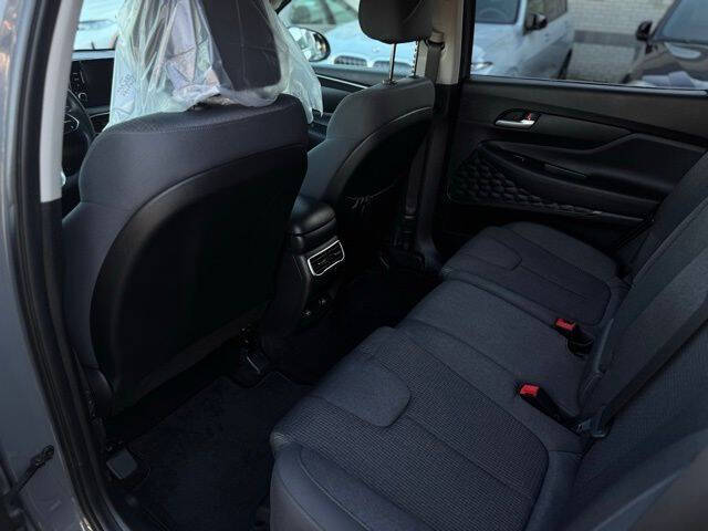 2023 Hyundai Santa Fe SE