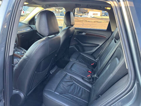 2012 Audi Q5 3.2 quattro Premium Plus