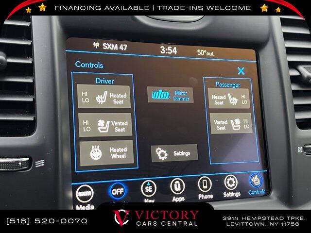 2023 Chrysler 300 Touring L